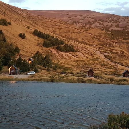Готель Lake Stella Mountain Huts Mt Lyford Екстер'єр фото