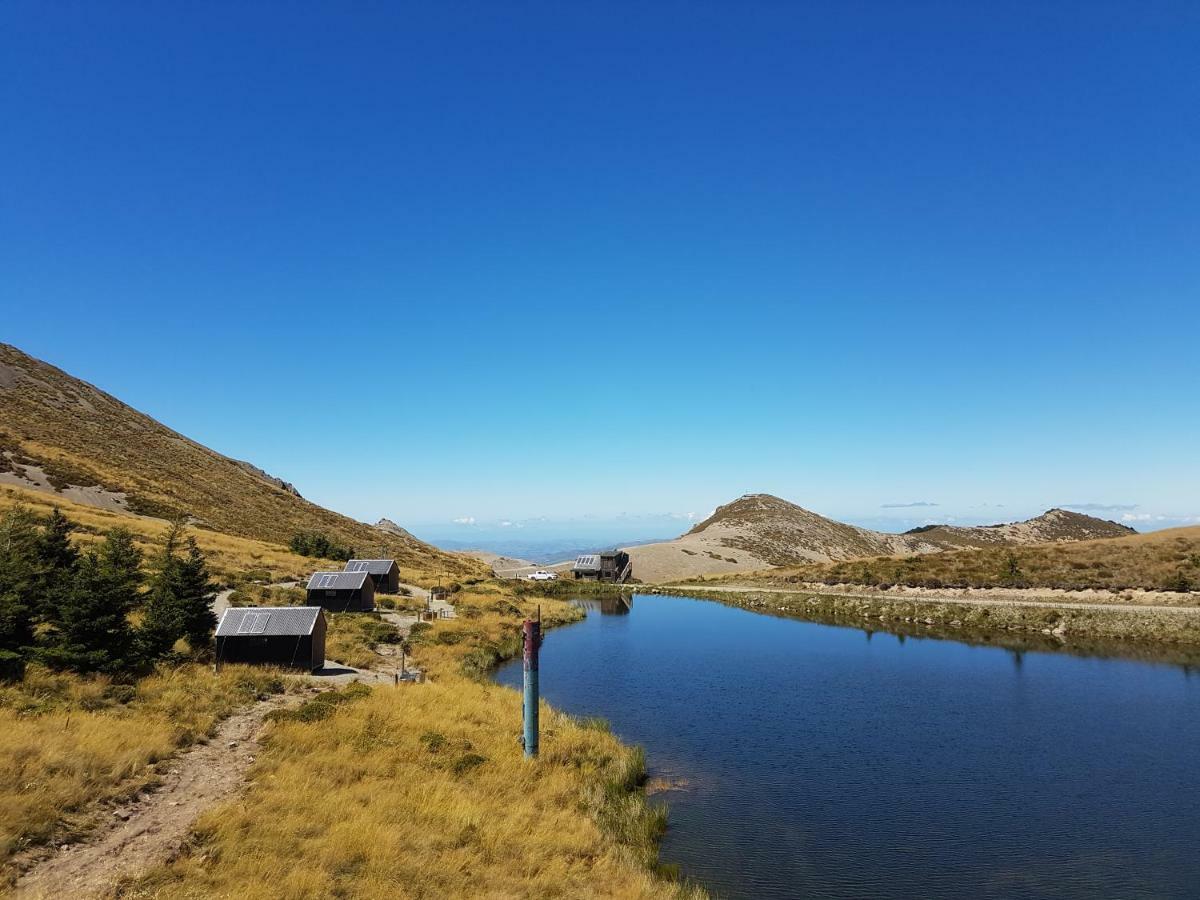Готель Lake Stella Mountain Huts Mt Lyford Екстер'єр фото